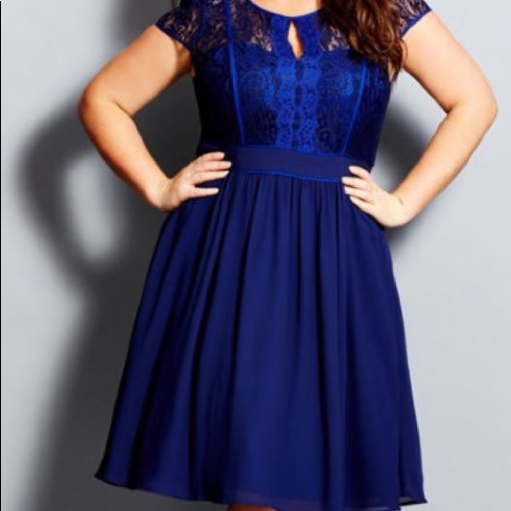 City Chic romantic rosa dress